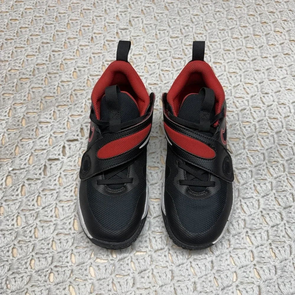Nike Hustle Youth Boys Slip-on‎ Athletic Sneakers Size 2Y Black-Red DV8994-003